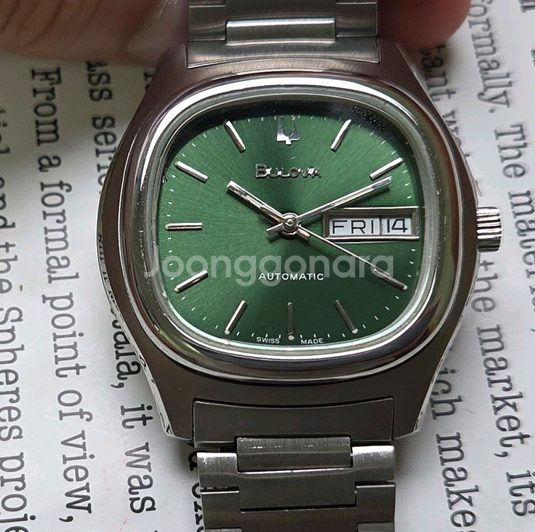 빈티지 부로바 터틀 데이데이트 올리브그린 뻐뻐시 브슬--0