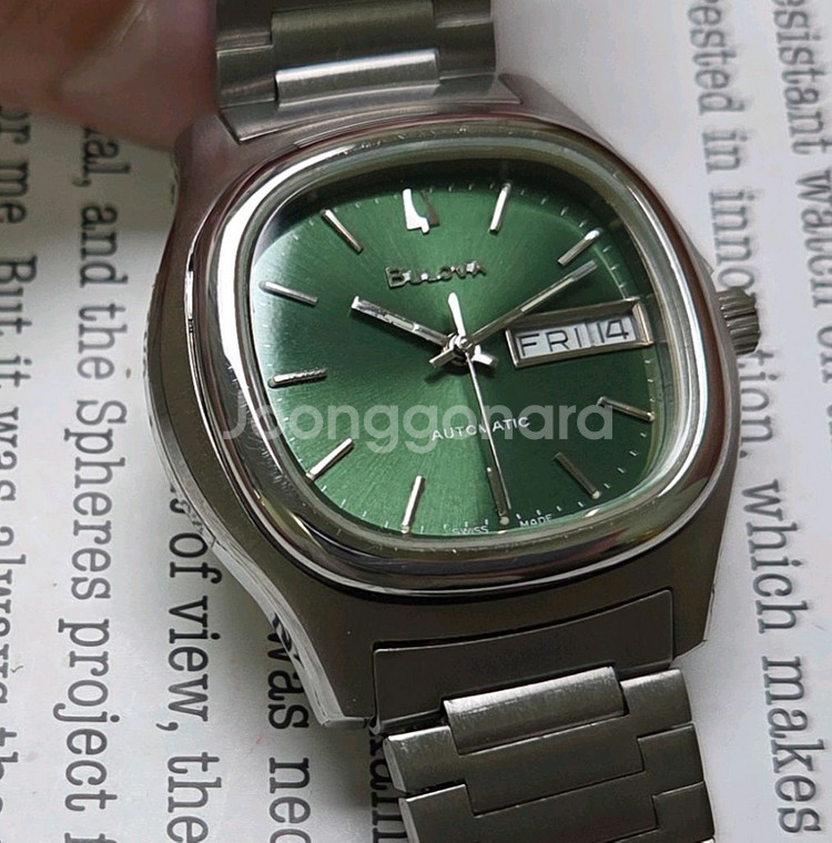 빈티지 부로바 터틀 데이데이트 올리브그린 뻐뻐시 브슬--9