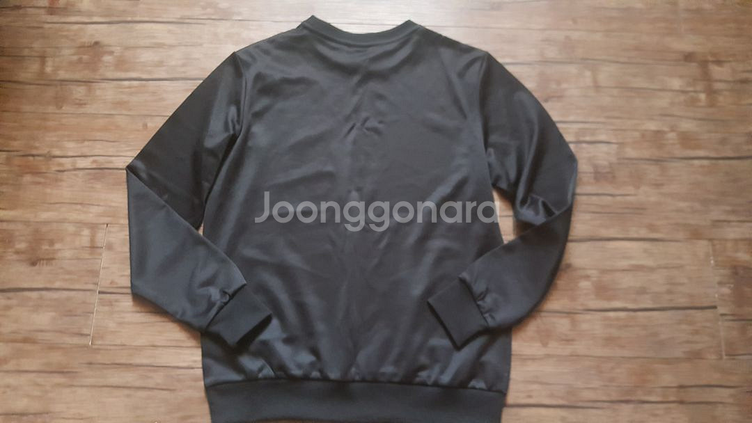 사이즈80 150정도 가을겨울 긴팔 라운드티--0