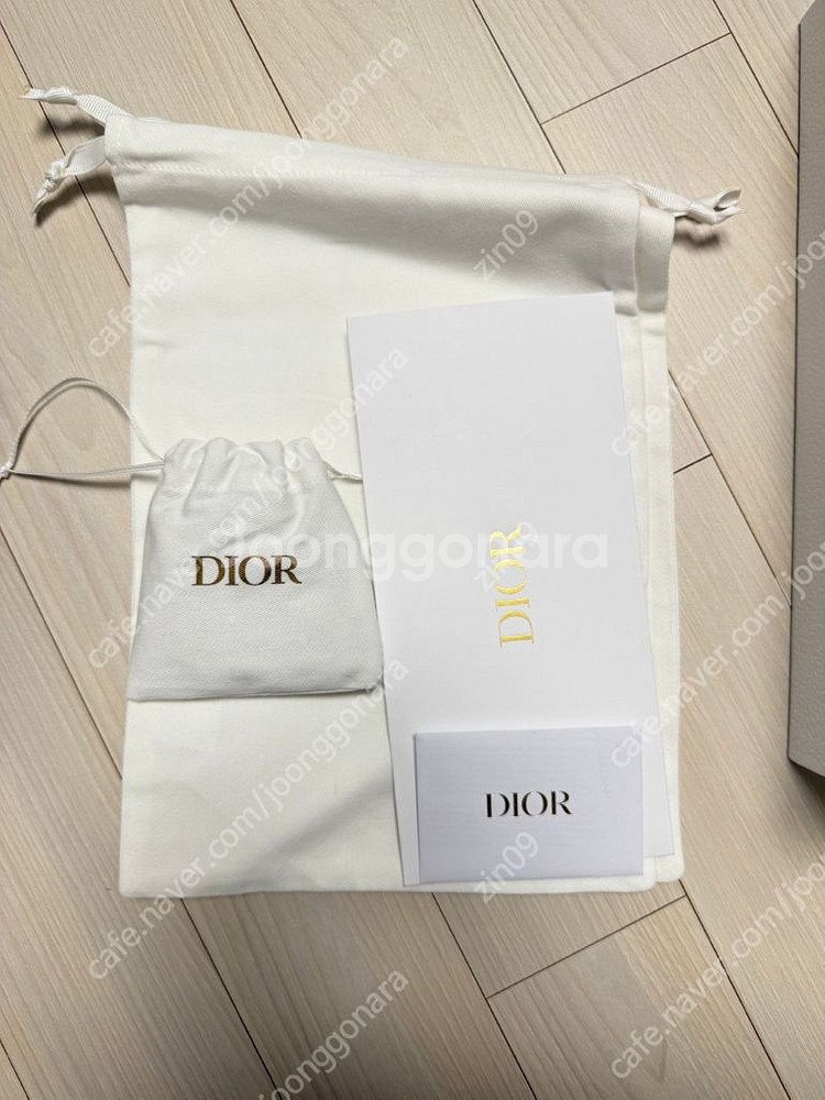 디올(Dior) 오블리크 스니커즈 36.5--9