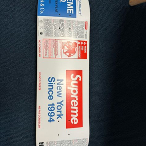 슈프림 스케이트보드 덱 팝니다