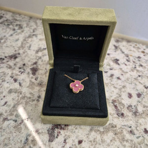 반클리프 홀리데이 2021년 로도나이트 핑크 (새제품)