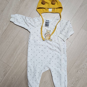 hnm 곰돌이푸 기모우주복 6m