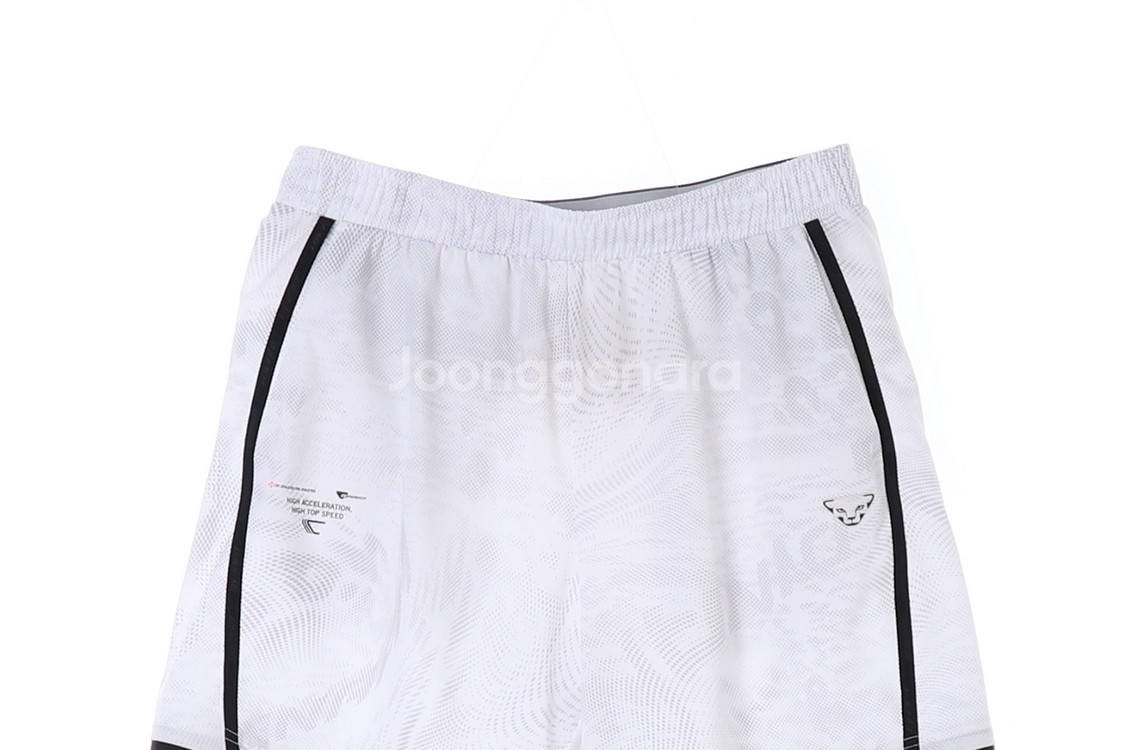 (새상품)[XL]다이나핏 화이트 패턴 쇼츠 반바지 트레--1