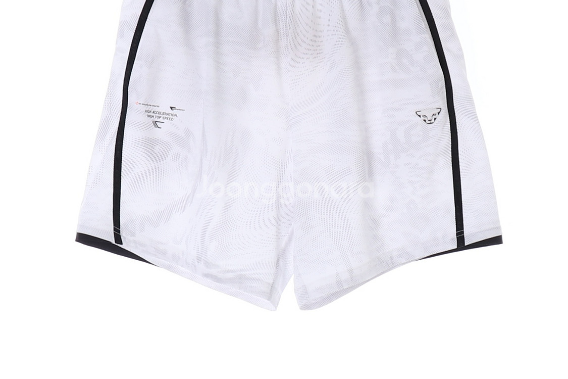 (새상품)[XL]다이나핏 화이트 패턴 쇼츠 반바지 트레--2