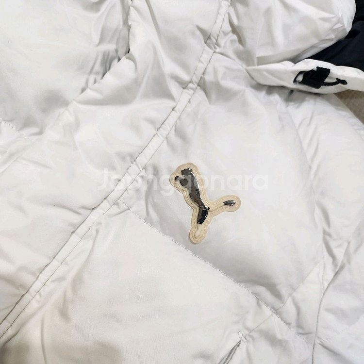 푸마 화이트 롱패딩 150정도--4