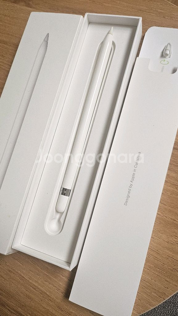 아이패드 6세대+펜슬+케이스--1