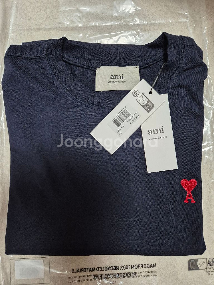 [새상품] 아미 하트 로고 반팔티--0