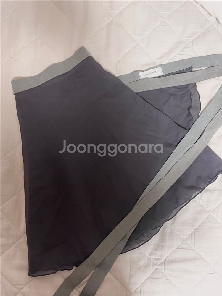러브썸 발레 차콜 스커트--0