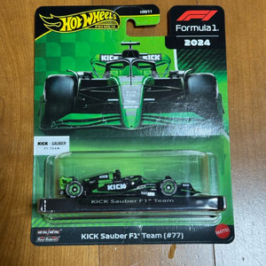 핫휠 프리미엄 F1 킥 자우버 발테리 보타스