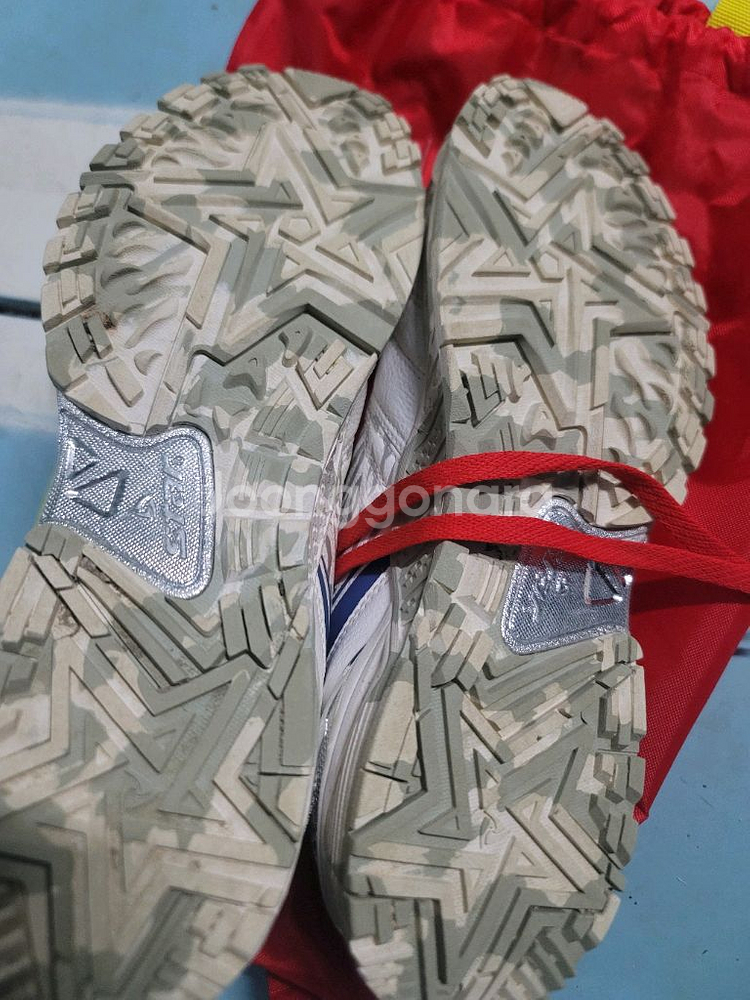 스타 헬리아 족구화 팝니다(신동급270)--1