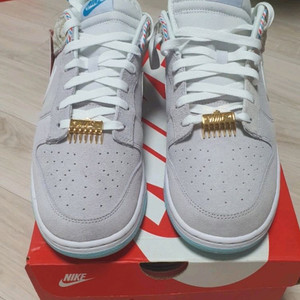 나이키 덩크 레트로 se 팝니다. 300mm