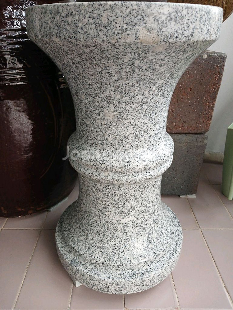 정원용 돌의자--0