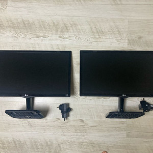LG 모니터 22인치 3대+거치대 팝니다