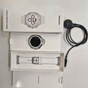 갤럭시워치8 클래식 46mm 화이트 새상품급 풀박스