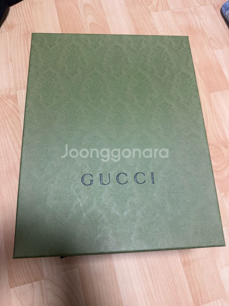 구찌 라이톤 270사이즈 입니다--0