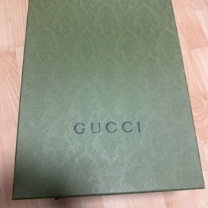 구찌 라이톤 270사이즈 입니다