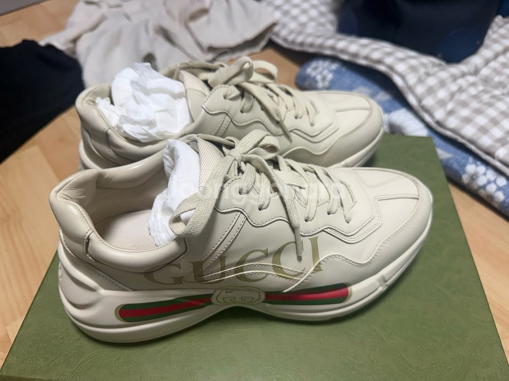 구찌 라이톤 270사이즈 입니다--3