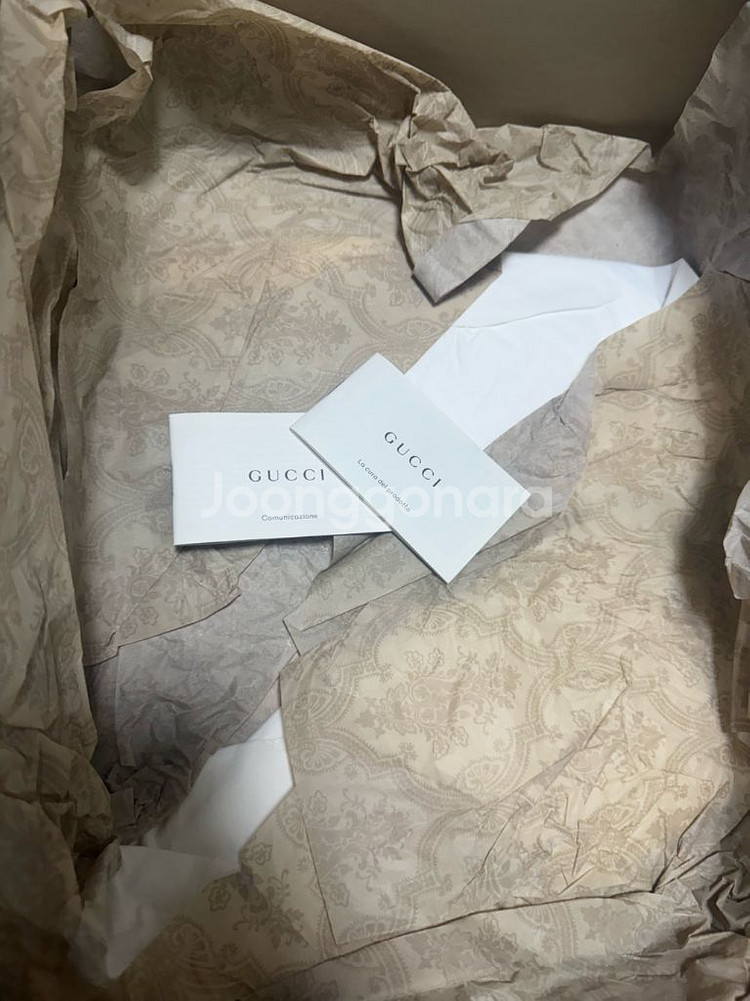 구찌 라이톤 270사이즈 입니다--2