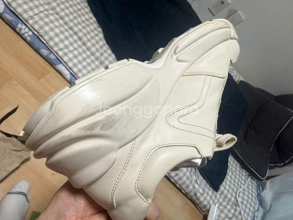 구찌 라이톤 270사이즈 입니다--6