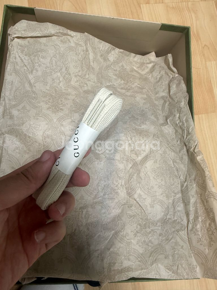 구찌 라이톤 270사이즈 입니다--8