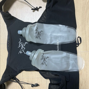 아크테릭스 노반 베스트7 여성l
