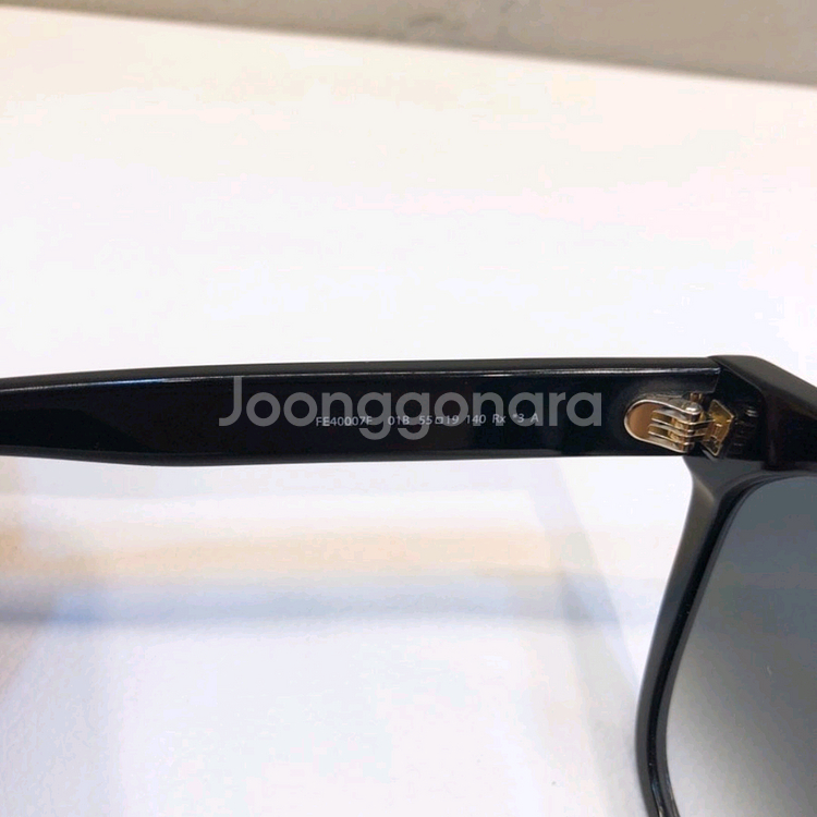 <정품>펜디 선글라스 FE40007F-01B 새거컨디션--6