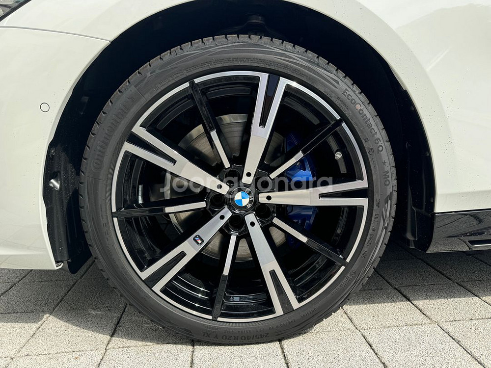 BMW 출고 타이어 미사용 앞뒤사이즈다름--0