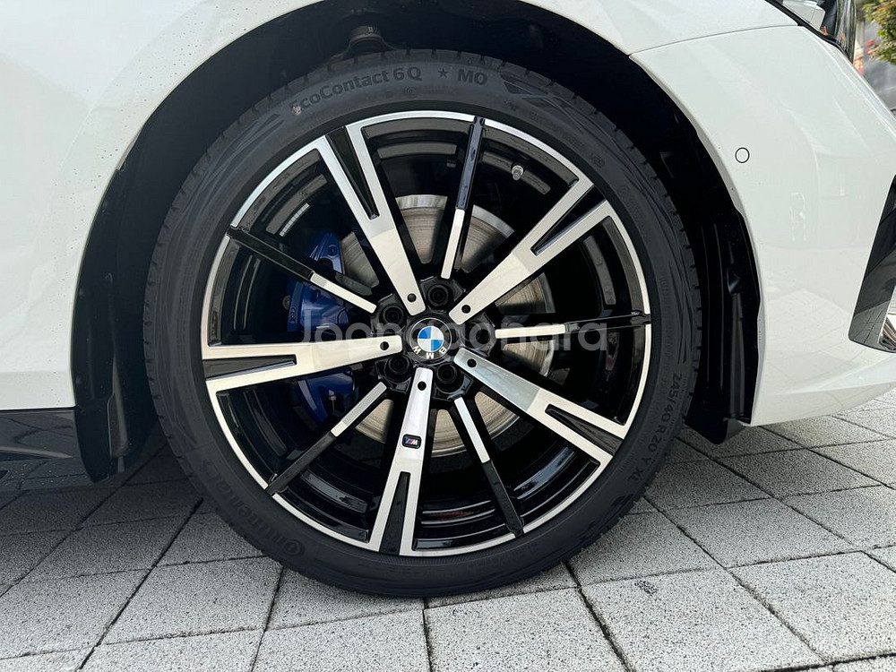 BMW 출고 타이어 미사용 앞뒤사이즈다름--2