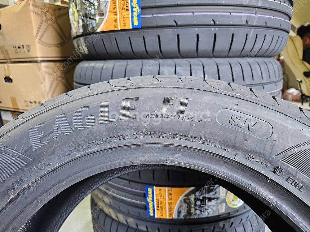 굿이어 이글 어시메트릭 255/55-19 신품타이어--3