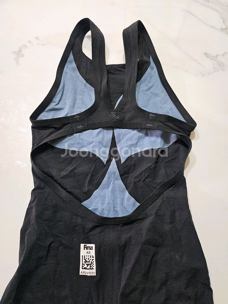 아레나 Powerskin Carbon Air2--1