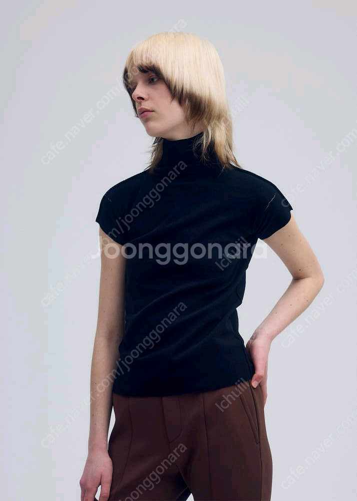 이세이미야케 코튼 바게트 니트 탑--1