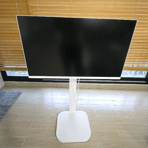 LG