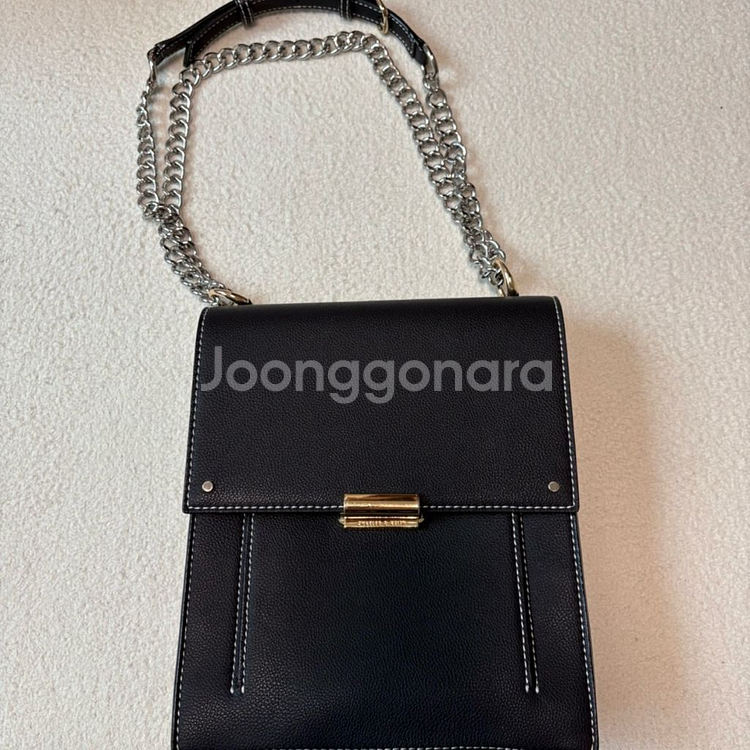 찰스앤키스 블랙 체인 숄더백 크로스백--1