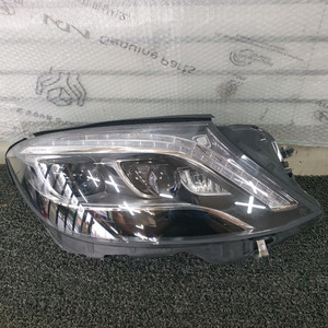 볜츠 S클래스 W222 LED헤드라이트 조수석