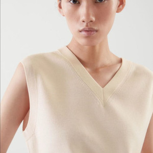 COS 코스 울 베스트 XS