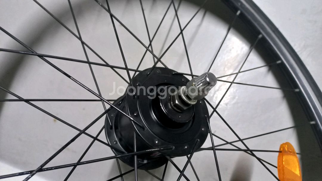 시마노 넥서스 자가발전 휠--1