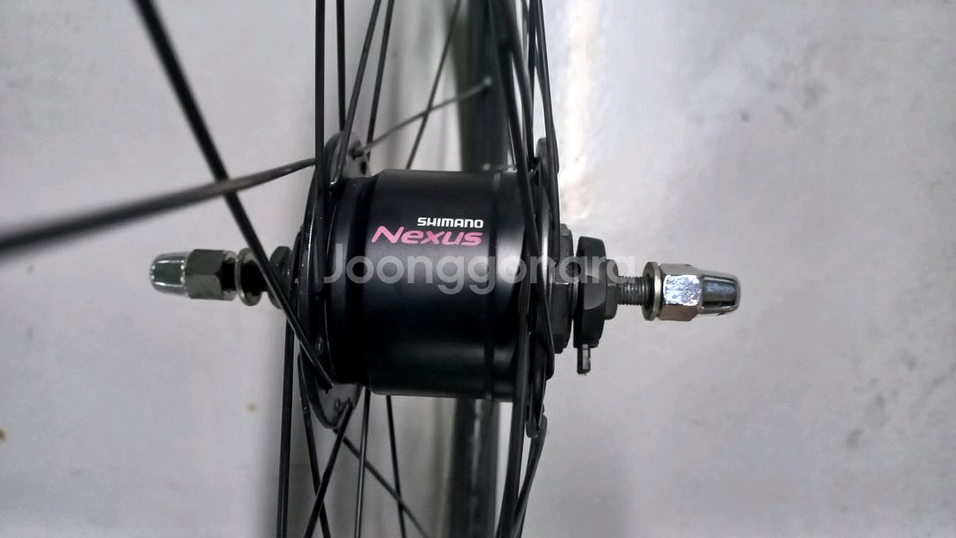 시마노 넥서스 자가발전 휠--2