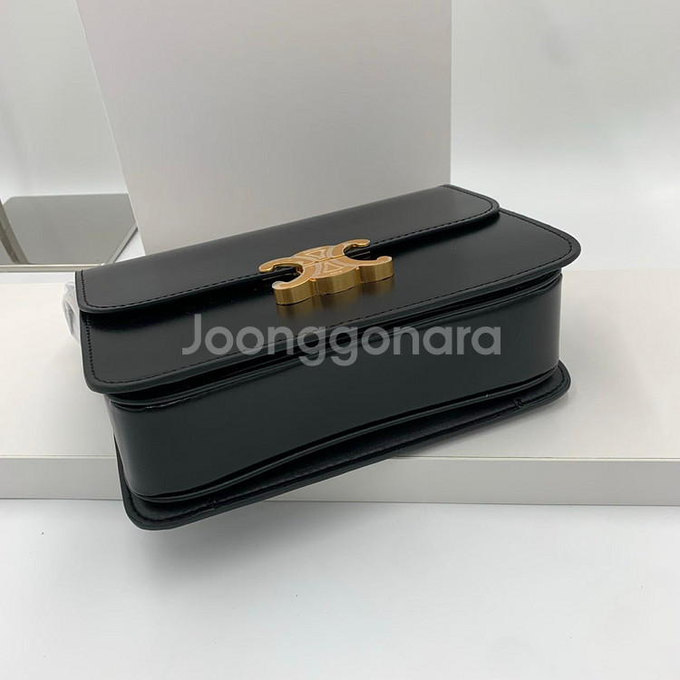 셀린느 박스백--2