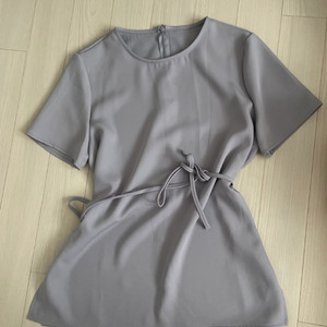 르뮈 반팔 블라우스