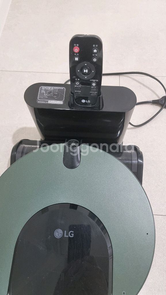 LG코드제로 로봇청소기 R9판매 합니다--2