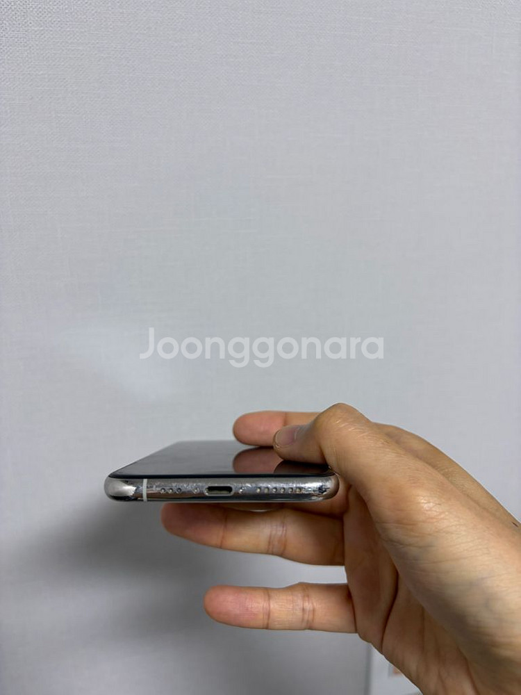 아이폰 11 Pro 실버 256GB 풀박스 구성품미사용--11