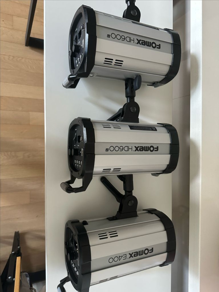 포맥스 HD600, E400 스튜디오 조명 세트=100만원 이미지