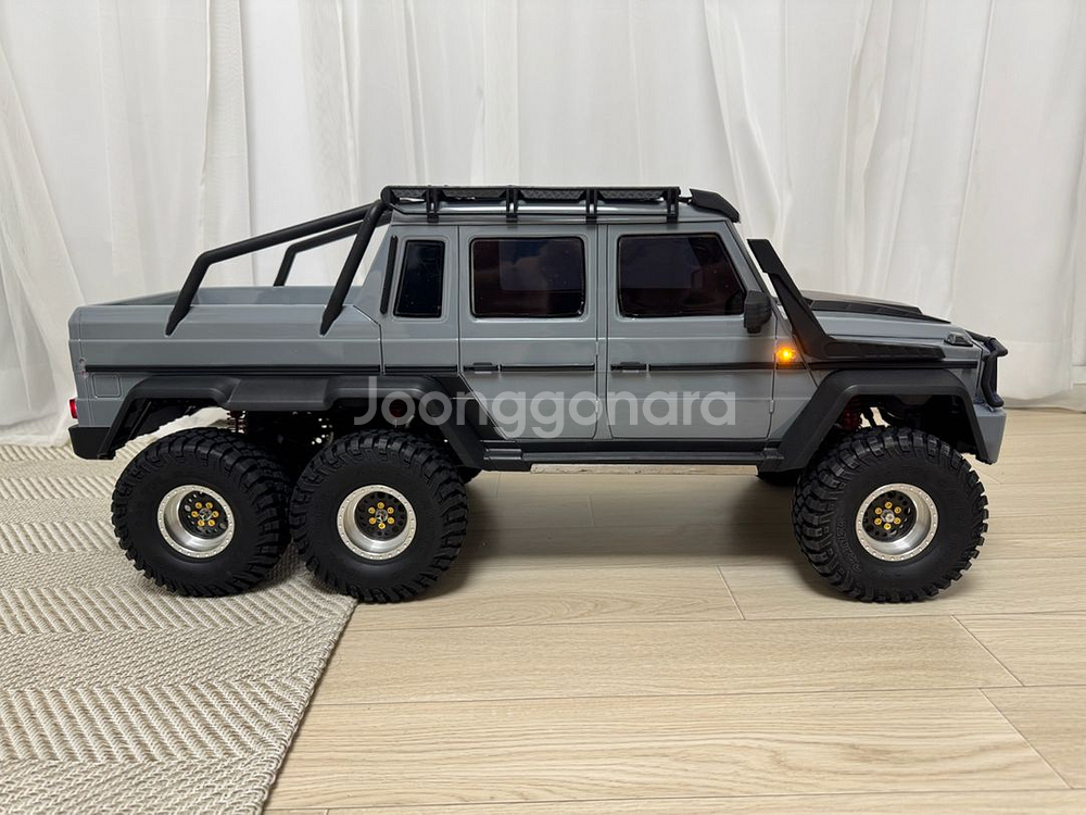 트랙션하비 B-G550 6륜 지바겐 1/8 RC--1
