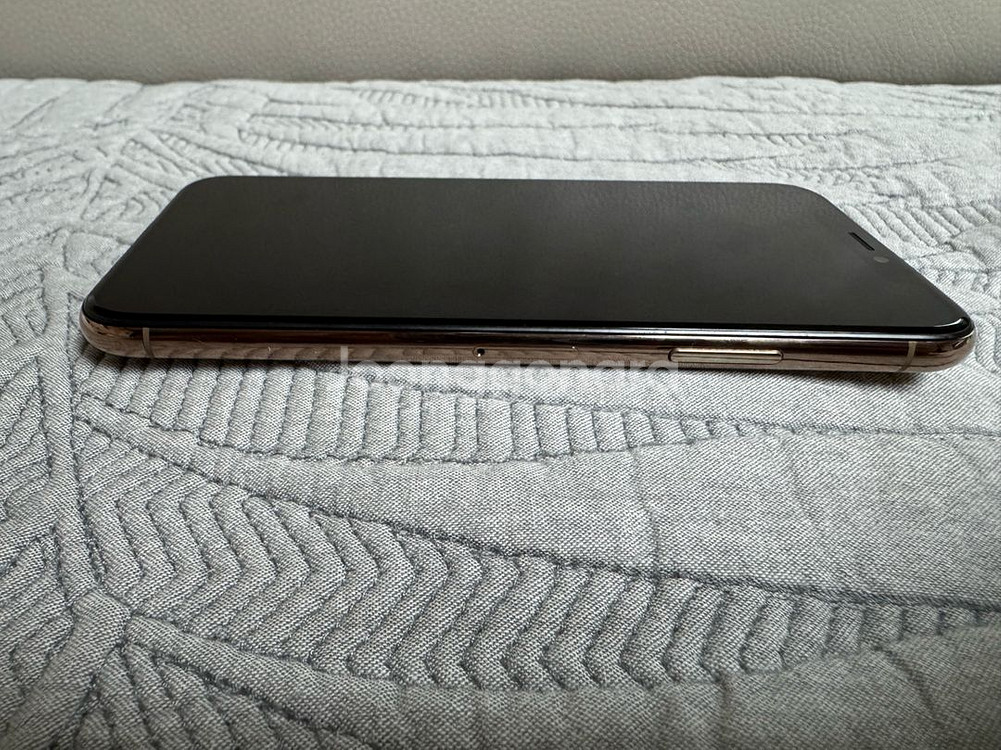 아이폰 XS 256GB 배터리 100%--3