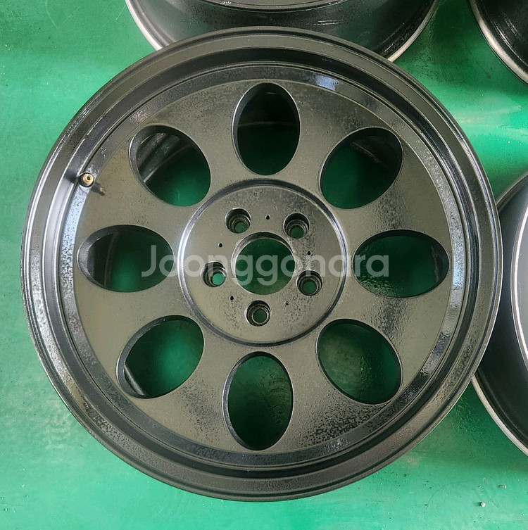 머드락18인치 윈스톰 캡티바 18인치 휠 한대분 판매--2