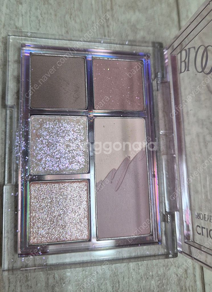 뮤드 토피넛라떼, 클리오 블루밍모브--2