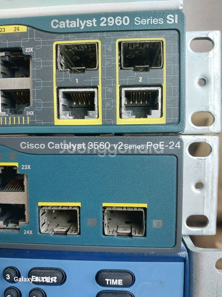 시스코3560 V2 스위치24포트--1