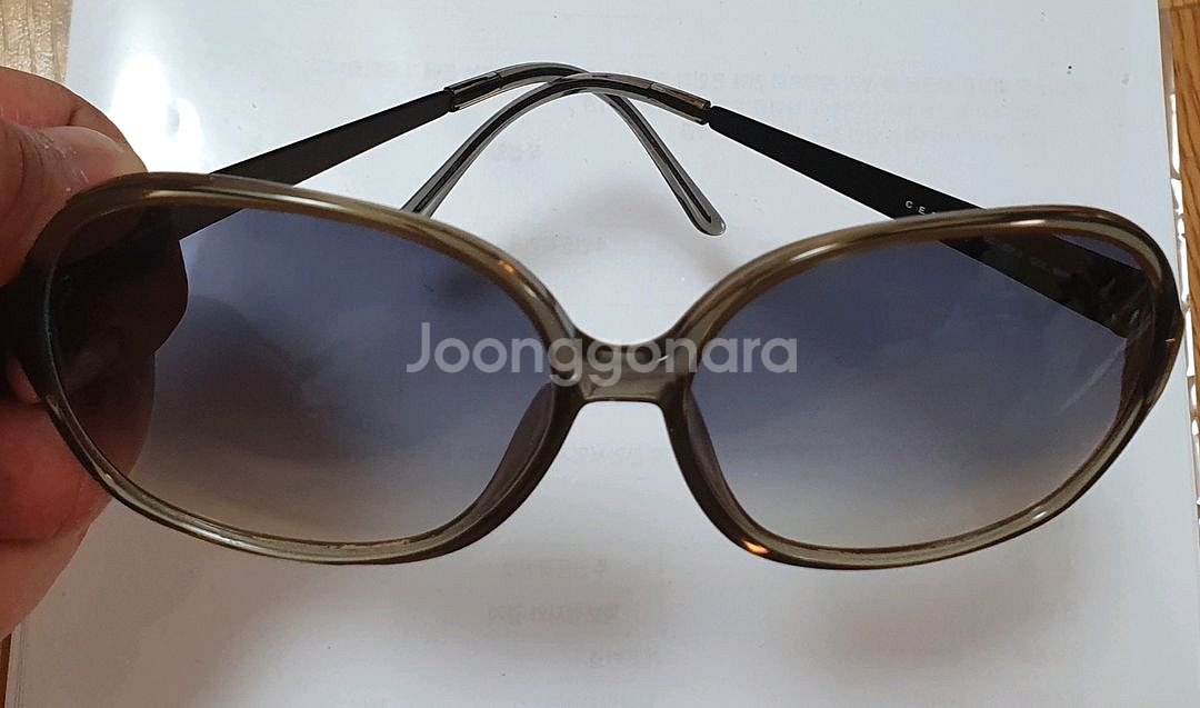 셀린느 선글라스 SC1597 S 모델--2