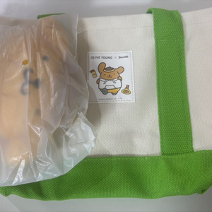 올리브영X산리오 큐티런 콜라보 토트백 폼폼푸린